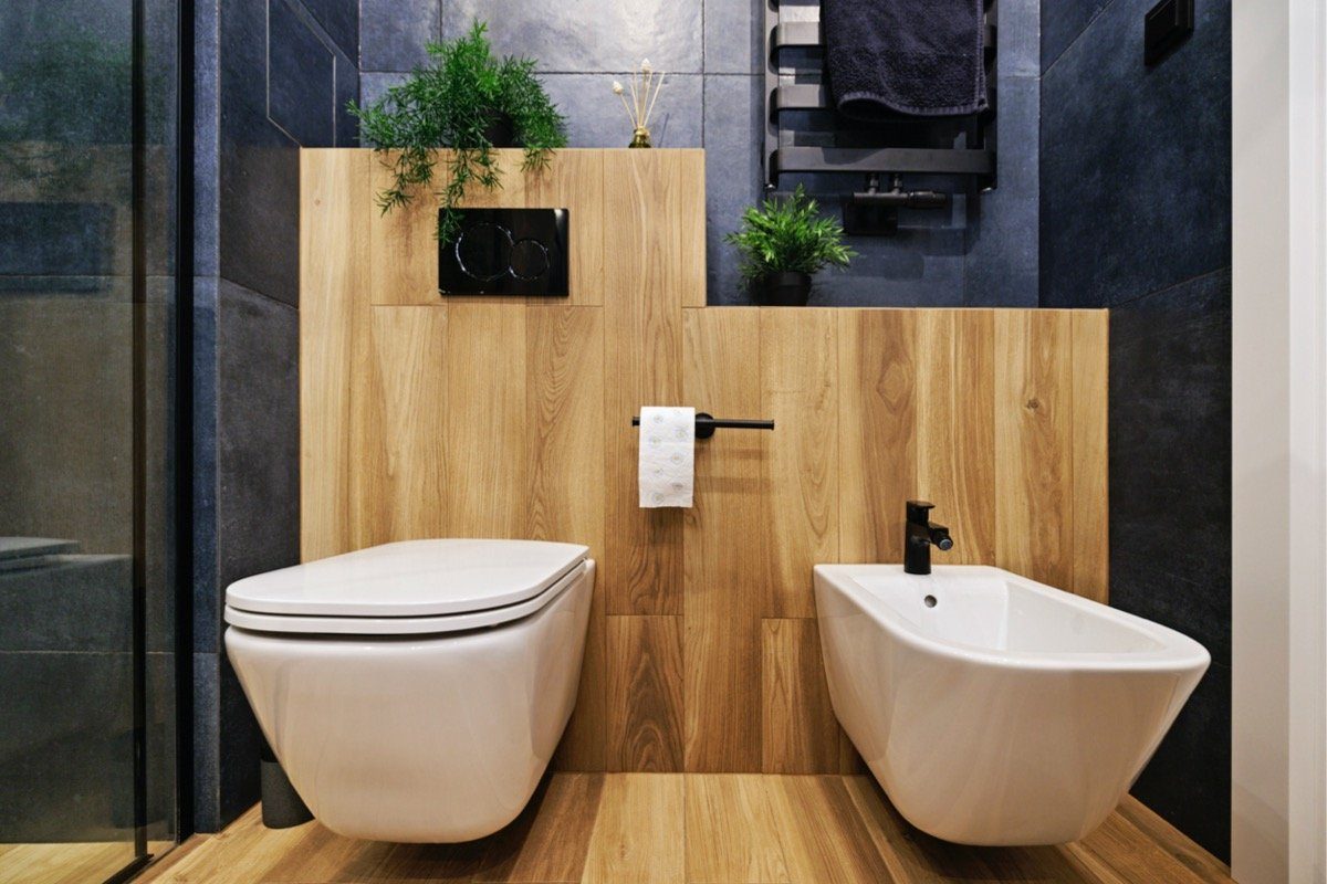 Freshly remodeled modern bathroom